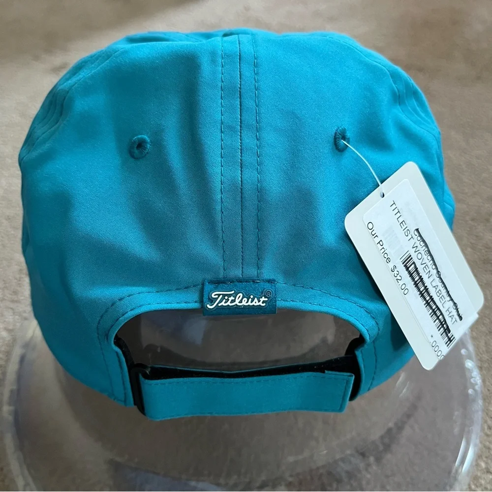 NWT Titleist Women’s Baseball Cap with Adjustable Strap